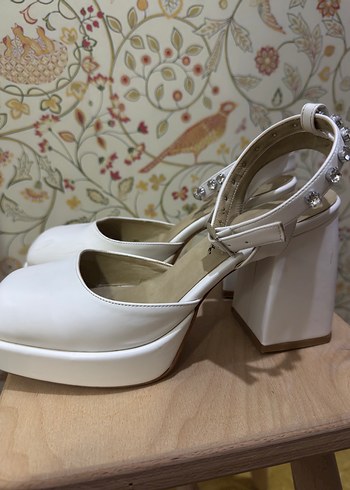Beyaz Platform Topluklu Gelin Aykkabısı - Görsel 2