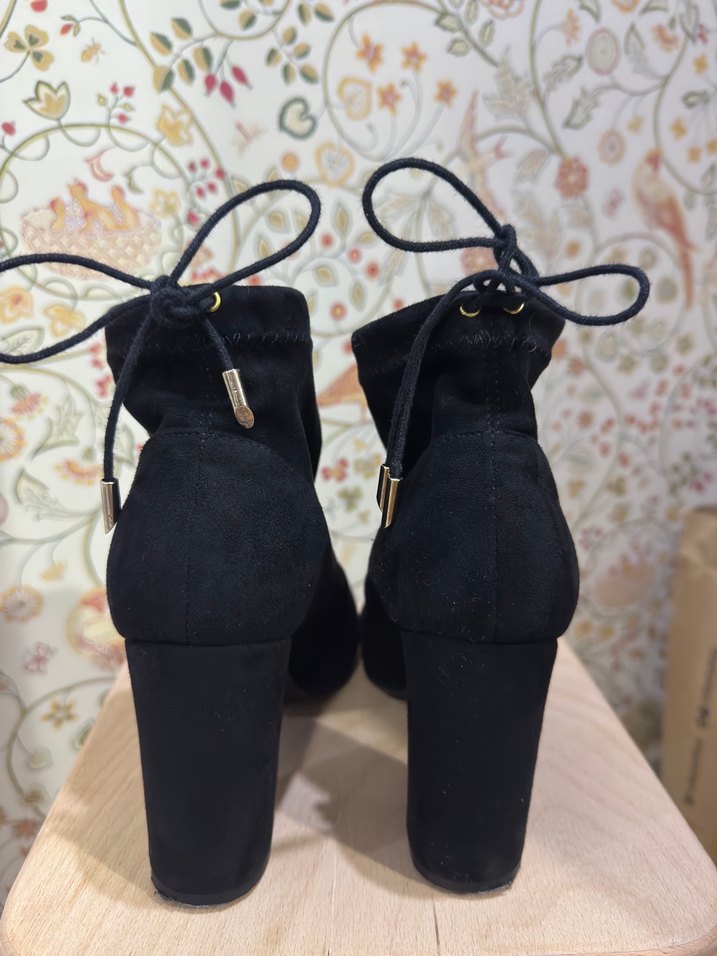 Elle Süet Topuklu Bot - Görsel 3