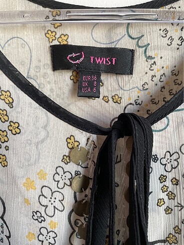 s Beden Twist Astarlı Bluz