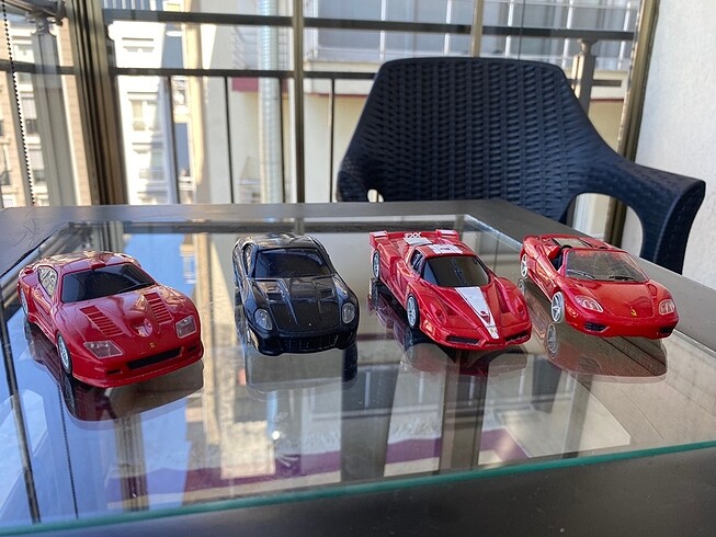  Beden Shell ferari arabaları
