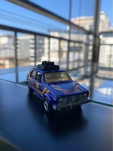 Hotwheels kusuesuz araba