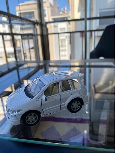  Beden Mazda 1/24