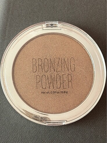 H&M bronzer