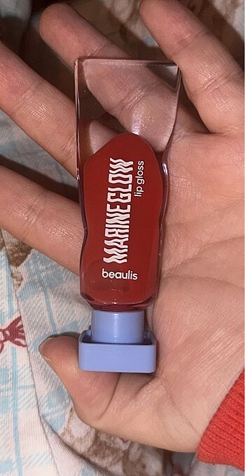 Beaulis marine glow lipgloss