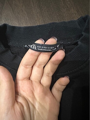 Zara sweat
