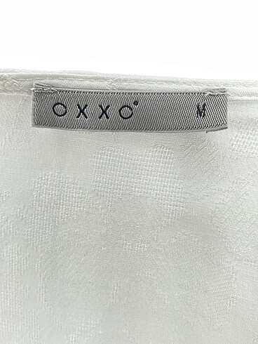 m Beden beyaz Renk oxxo Bluz %70 İndirimli.