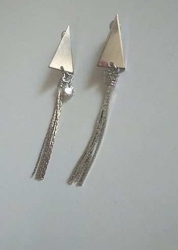 Diğer Gri Püsküllü Minimalist Kadın Küpe