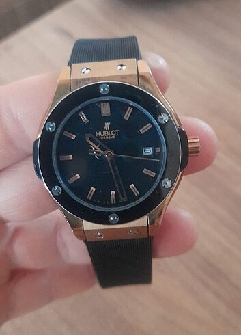 hublot geneve saat