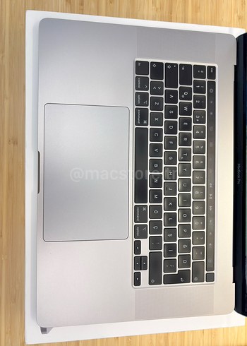 MacBook Pro 16inc 16/512 Harici Ekran Kartlı Kutulu Ürün - Görsel 4