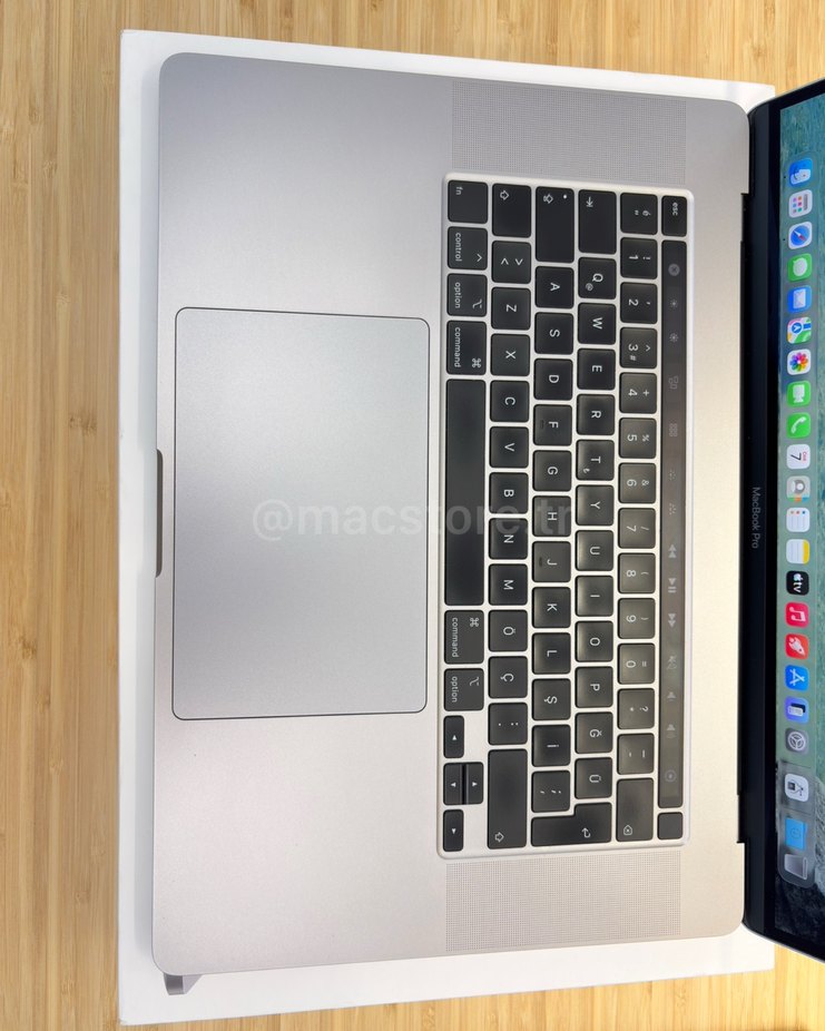 MacBook Pro 16inc 16/512 Harici Ekran Kartlı Kutulu Ürün - Görsel 4