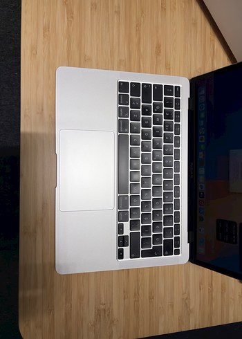 MacBook Air 2020 8/256 Kutulu Ürün - Görsel 4