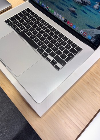 MacBook Air M2 15inc 8/256 Kutulu Faturalı Ürün - Görsel 5