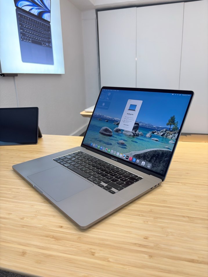 MacBook Pro 32GB RAM 16inc İ9 İslemcili Ultra Pro Cihaz - Görsel 3