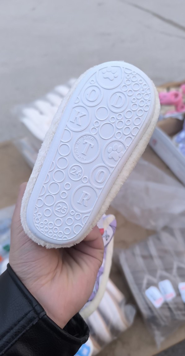 Mor Bağlama Desenli Kız Çocuk Sıcak Terlik - Görsel 3