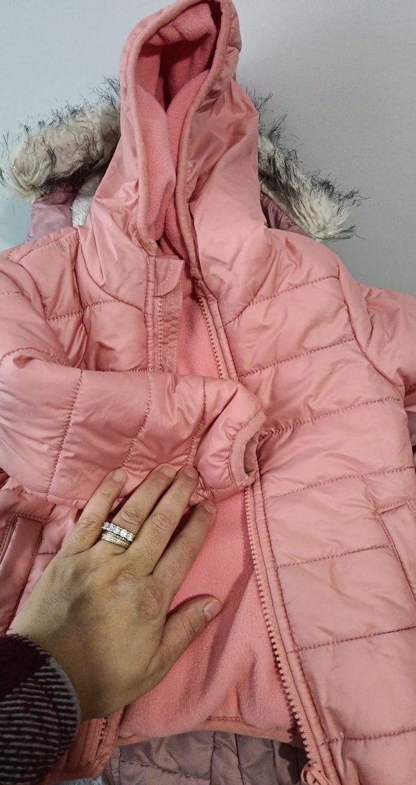 Kız Çocuk Pembe Kürklü Mont - Görsel 3