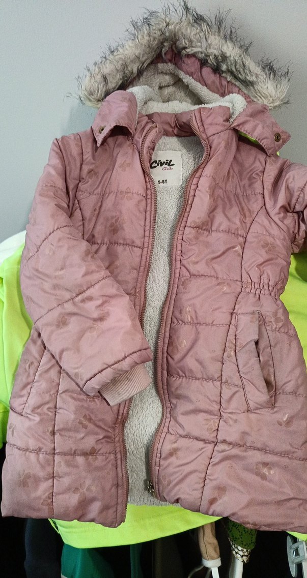 Kürklü Kapüşonlu Pembe Kız Mont - Görsel 3