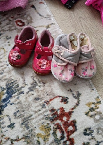 Kız Bebek Pembe Nakışlı Ilk Adım Ayakkabıları - Görsel 2