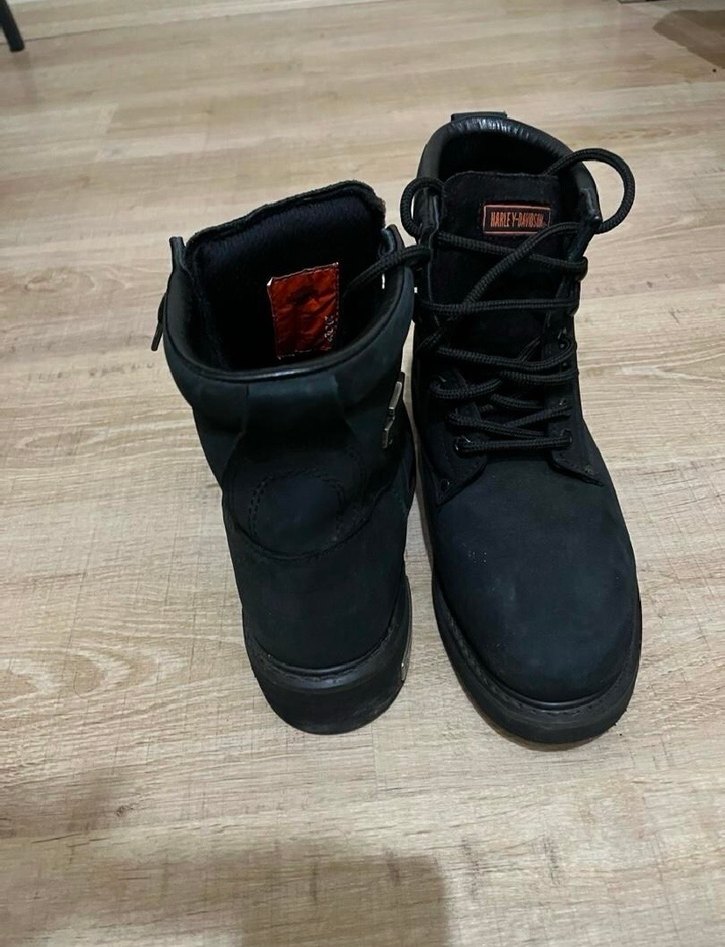 Siyah Harley-Davidson Biker Bot - Görsel 3