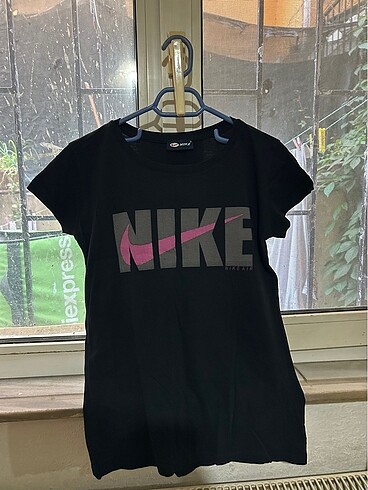 Nike s