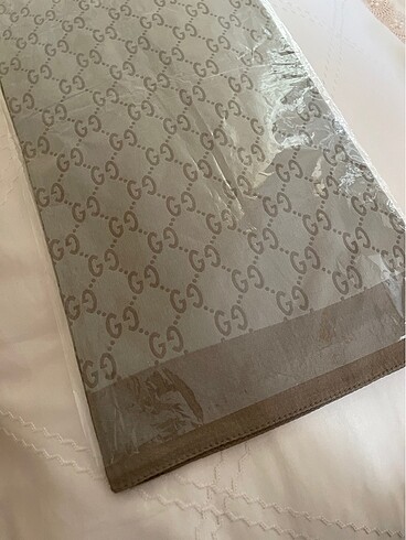  Beden Gucci pamuk soft eşarp