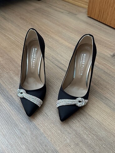 37 numara kadın stiletto