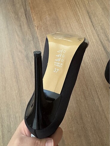 37 Beden siyah Renk 37 numara kadın stiletto