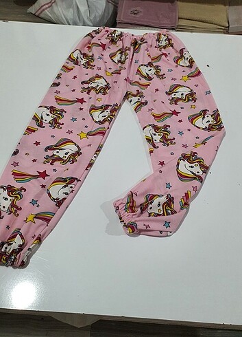 Diğer Boynuzlu Geyik Pijama