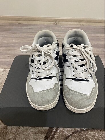 New Balance spor ayakkabı