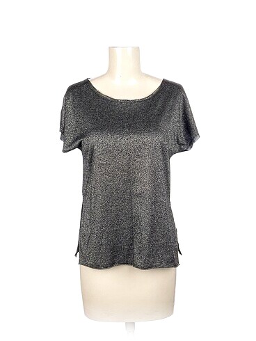 PreLoved T-shirt %70 İndirimli.