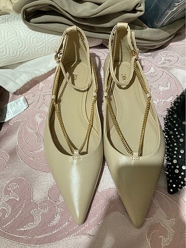 Zara zincir detaylı babet
