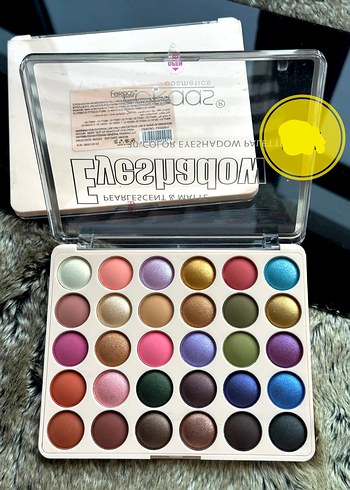 Çok Renkli Göz Farı Paleti HWDOM (178) - Görsel 2