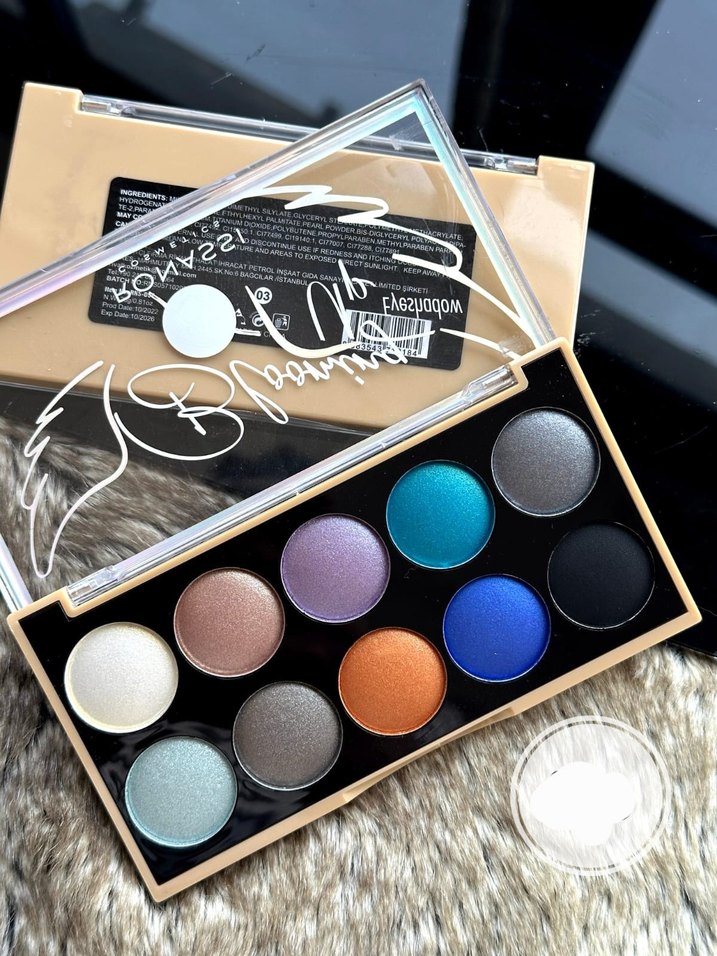 Çok Renkli Göz Farı Paleti (191) - Görsel 3