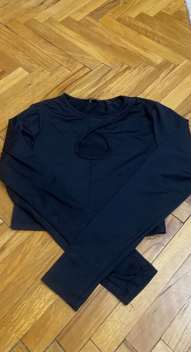 Siyah Kadın Uzun Kollu Crop Bluz - Görsel 2