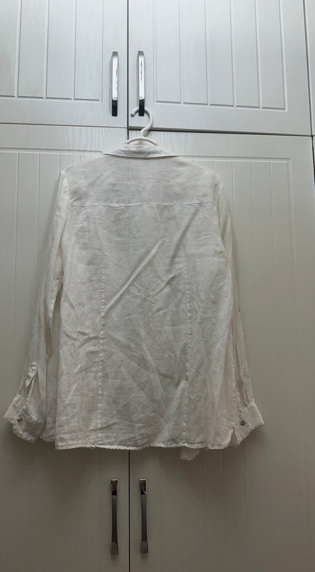 Düğmeli Beyaz Keten Kadın Gömlek - Görsel 2