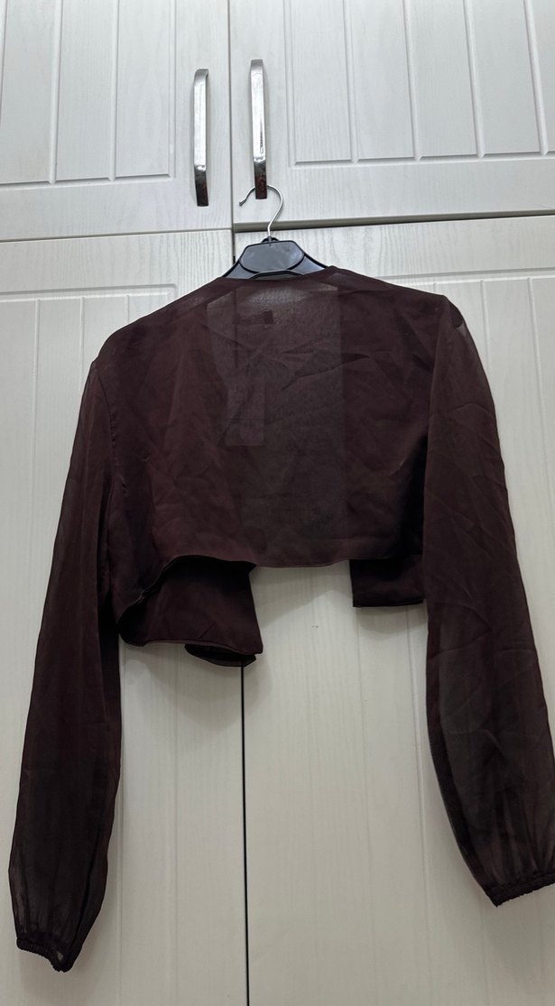 Mini şifondan uzun kollu yandan süslü şifon gömlek - Görsel 2