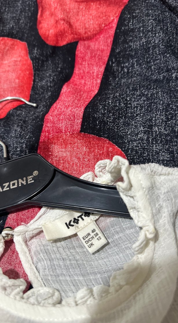 Omuzları açık uzun kollu yakası fırfırlı çok - Görsel 5