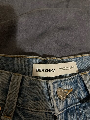 34 Beden etiketli bershka erkek jean