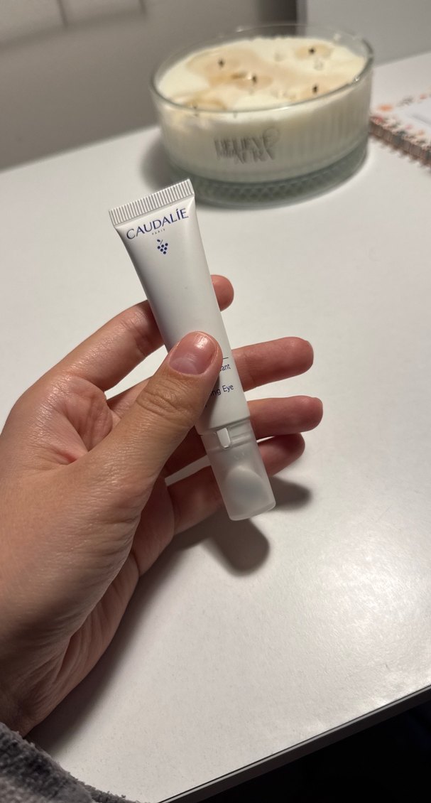 Caudalie Vinoperfect Aydınlatıcı Göz Kremi - Görsel 3