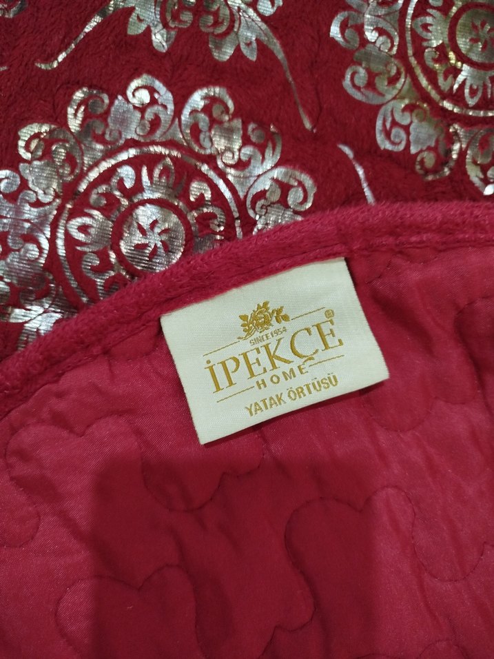 Bordo Nakışlı Yatak Örtüsü - Görsel 3