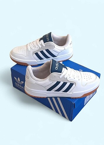 Adidas Spor ayakkabı 