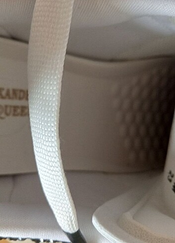 37 Beden beyaz Renk Alexander McQueen