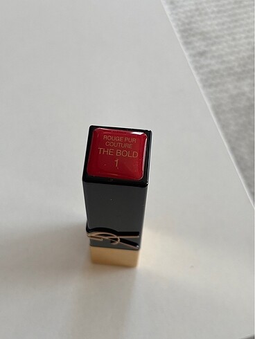 Beden kırmızı Renk Ysl rouge pur couture the bold ruj
