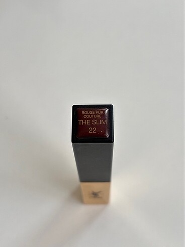 Yves Saint Laurent Ysl the slim 22 no bordo ruj