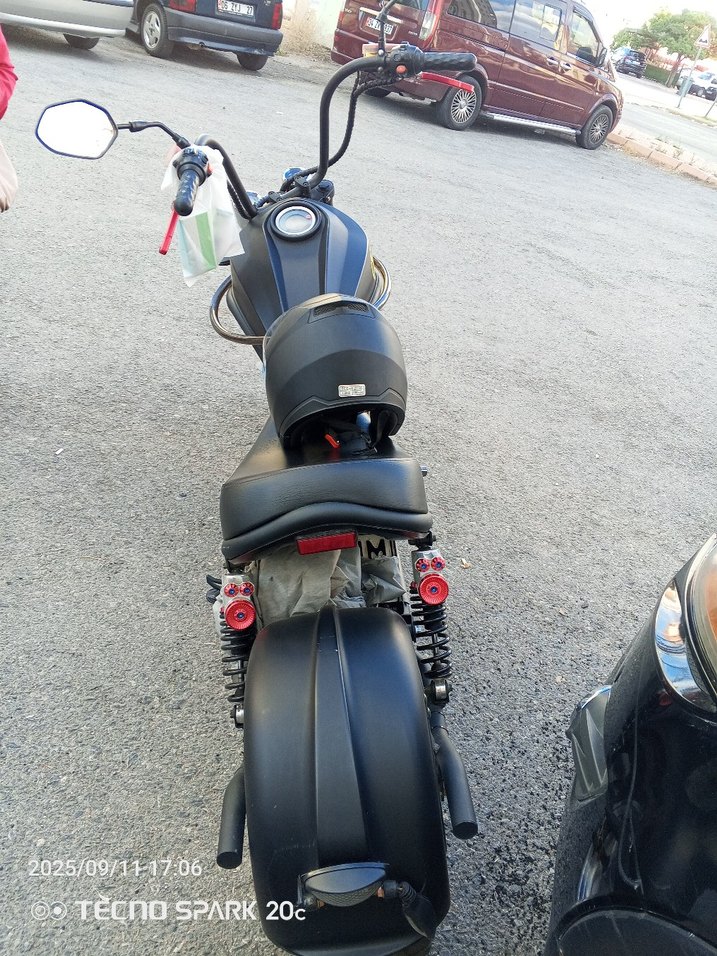 Siyah Deri Biker Kask RK20 Tokalı - Görsel 2