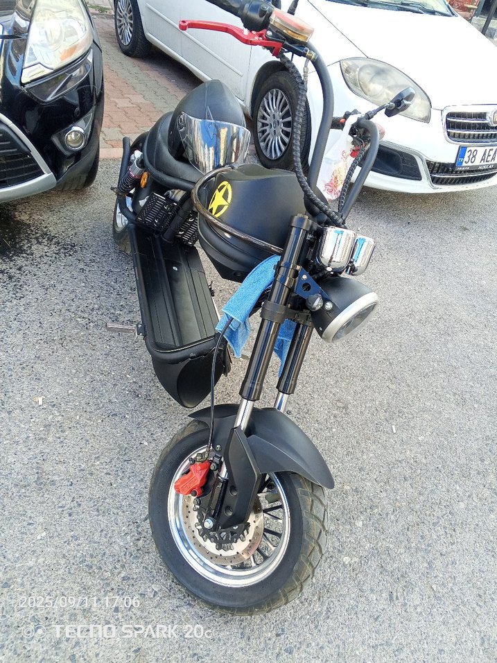 Siyah Deri Biker Kask RK20 Tokalı - Görsel 3