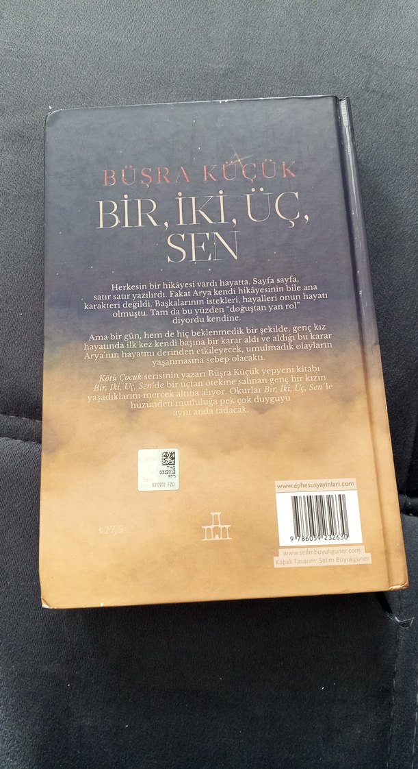 Büsra Küçük - Bir İki Üç Sen Romanı - Görsel 2