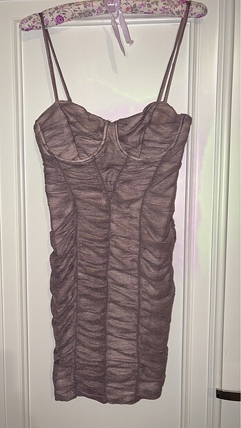 Bershka Elbise