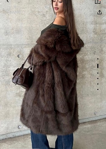 Bershka uzun kürk - Görsel 2