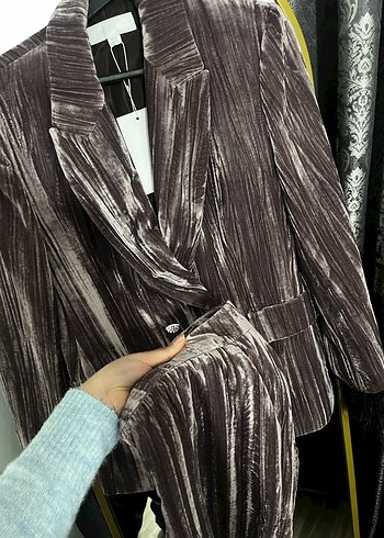 Zara tüylü takım elbise - Görsel 7