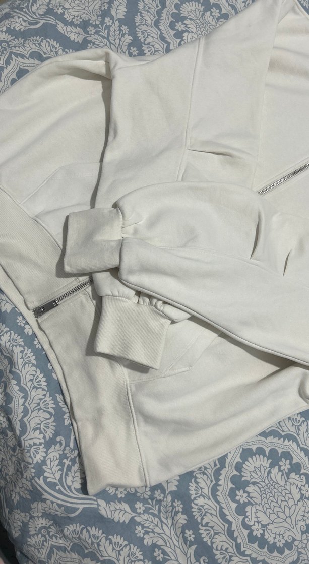 Kadın Beyaz Kapüşonlu Sweatshirt - Görsel 4